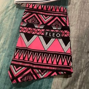 Size small EUC pink tribe vibes